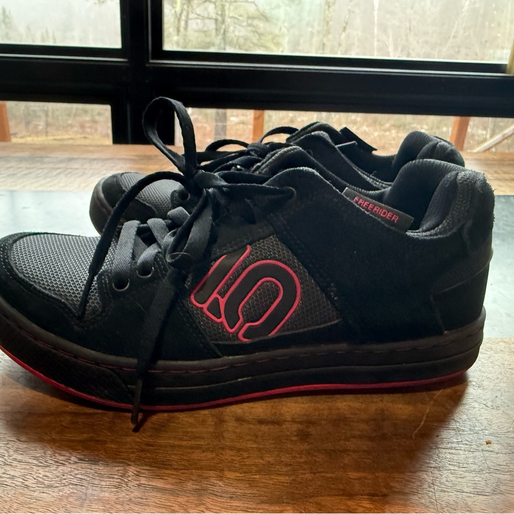 Five Ten Freerider mountain bike cycling shoe